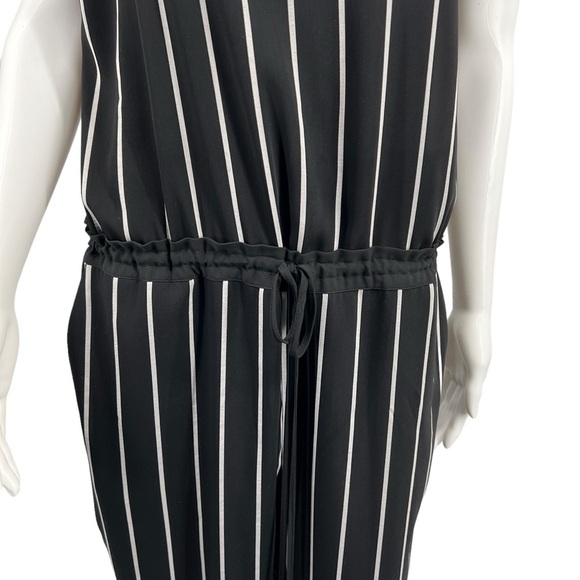 Vince Camuto Black and White Jumpsuit 8 - Picture 6 of 8